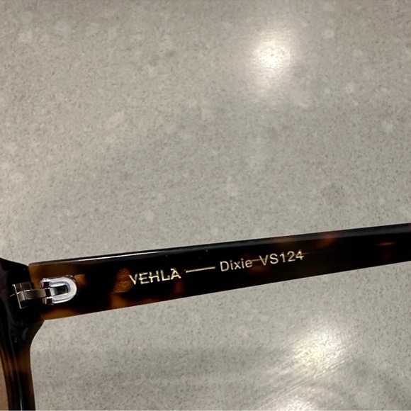 Vehla Dixie Sunglasses - Picture 4 of 7